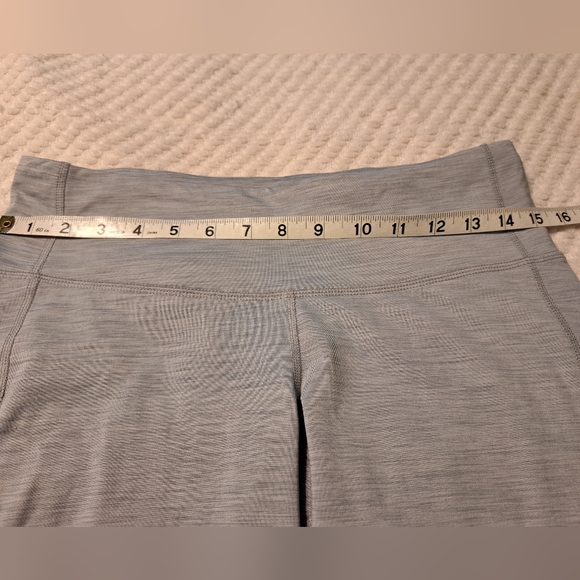 Old Navy Active Leggings Size M - Picture 8 of 10